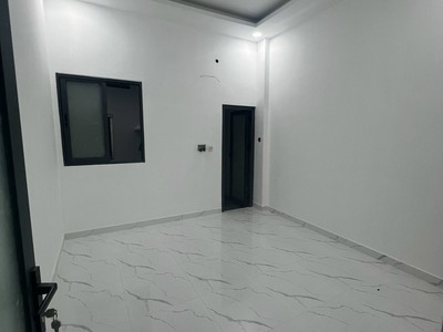 Chính chủ cho thuê CH 3 tầng số 39 mặt phố hoàng cầu 1849
