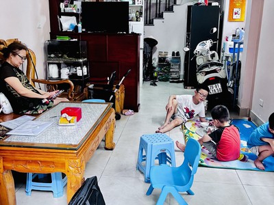 Chính chủ cho thuê CH 3 tầng số 39 mặt phố hoàng cầu 2010
