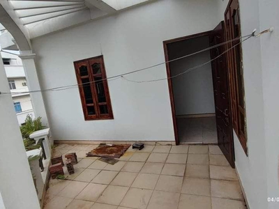 Nhà 4 tầng góc Đông Nam Cường TPHD 4