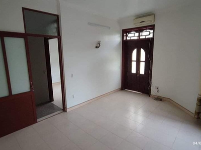 Nhà 4 tầng góc Đông Nam Cường TPHD 5