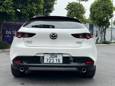 Mazda 3 1.5L Sport Luxury sx 2022. 3