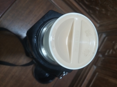 Bán bình giữ nhiệt Zorirushi 2