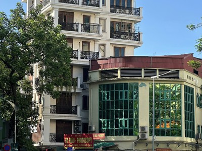 Chính chủ cho thuê CH 3 tầng số 39 mặt phố hoàng cầu 2214