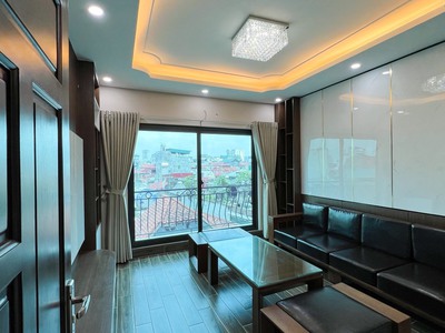 Chính chủ cho thuê CH 3 tầng số 39 mặt phố hoàng cầu 2149
