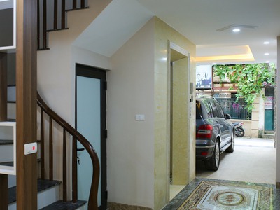 Chính chủ cho thuê CH 3 tầng số 39 mặt phố hoàng cầu 2148