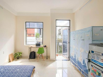 Chính chủ cho thuê CH 3 tầng số 39 mặt phố hoàng cầu 2488