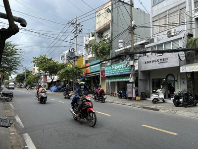 Chính chủ cho thuê CH 3 tầng số 39 mặt phố hoàng cầu 2265
