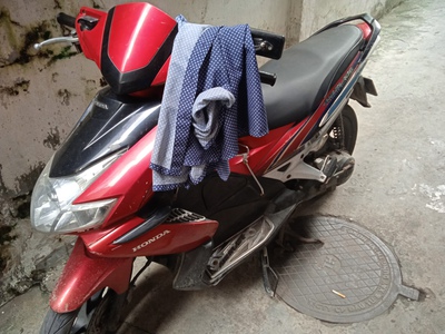 Bạn xe còn mới nguyên jin đi làm it 0