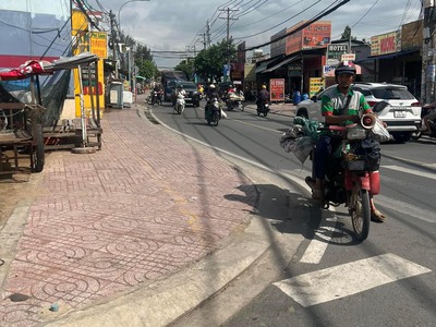 Chính chủ cho thuê CH 3 tầng số 39 mặt phố hoàng cầu 2191