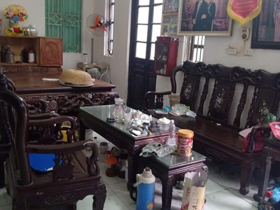 Chính chủ cho thuê CH 3 tầng số 39 mặt phố hoàng cầu 2070