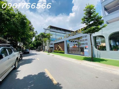Chính chủ cho thuê CH 3 tầng số 39 mặt phố hoàng cầu 2683