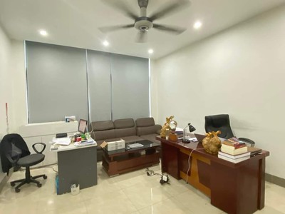 Chính chủ cho thuê CH 3 tầng số 39 mặt phố hoàng cầu 2533