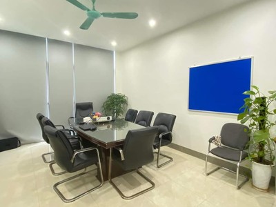 Chính chủ cho thuê CH 3 tầng số 39 mặt phố hoàng cầu 2524