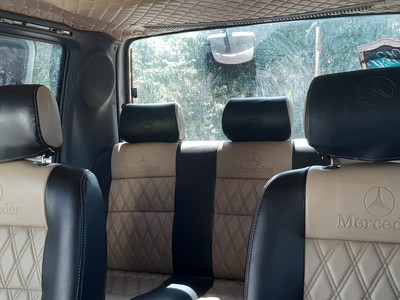 Xe 9 chỗ không hết đời 3
