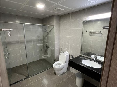 Chính chủ cho thuê CH 3 tầng số 39 mặt phố hoàng cầu 2359
