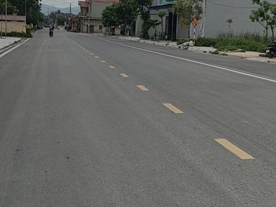 Chính chủ cho thuê CH 3 tầng số 39 mặt phố hoàng cầu 2385