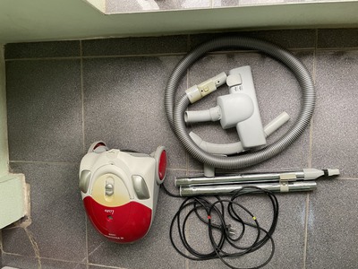 Bán máy hút bụi Electrolux mới 90 1