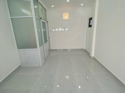 Bình tân - chiến lược - lô góc 2 mặt thoáng - hẻm thông 4m - 22m2 giá hơn 2 tỷ 3