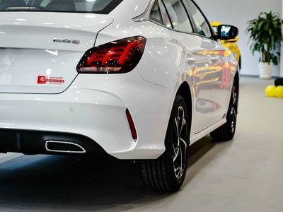 MG5 LUX 2023 1.5L 0