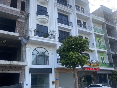 Cho Thuê Nhà 5 Tầng Đẹp Long Lanh p võ cường 0