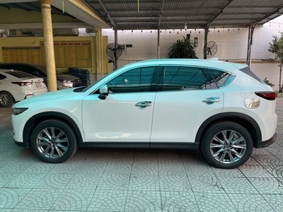 Chính chủ cần bán Mazda Cx5 2.5G AT Aw Signature Premium 11/2020 1