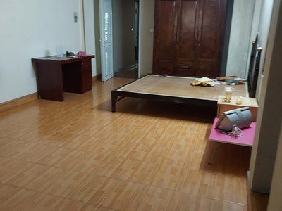 Gấp căn hộ tập thể thành công, mặt đường ô tô tránh 90m2 siêu thoáng, 2.6 tỷ 2