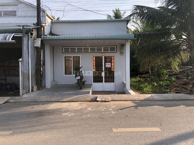 Bán nhà mặt tiền khu phố Lò Bom, Huyện Kiên Lương, Kiên Giang. 0