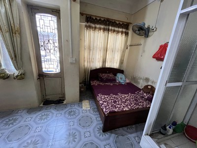  Bán nhà 4 tầng Mạc Thị Bưởi TPHD 0