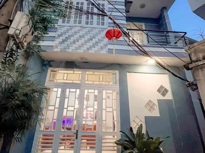 Cho thuê nhà 3 tầng kiệt Hùng Vương TTTP. 0