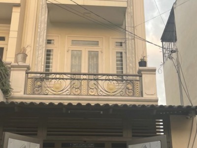 Nhà chính chủ cực đẹp ngau 473 lê văn quới - bình tân. ở sướng. giá cực tốt 0