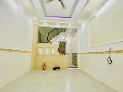 Nhà chính chủ cực đẹp ngau 473 lê văn quới - bình tân. ở sướng. giá cực tốt 1