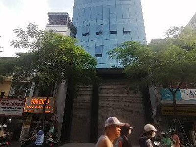 Cho thuê Tòa Nhà VP 9 tầng mặt phố Khâm Thiên Dt 310m2. Giá 500 triệu 0