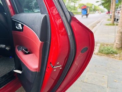Chính chủ lên đời cần bán xe. - Kia Cerato 2.0 Vin2018, form 2019, màu đỏ, biển Hà Nội.  2