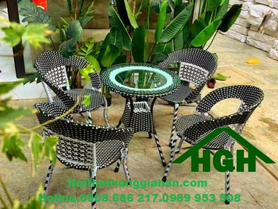Bàn ghế sân vườn HGH 2