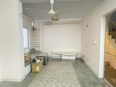 Nhà đẹp xã đàn,5 tầng xây mới,ngõ nông,rộng,thoáng.32m,mt 4,2m. giá nhỉnh 4 tỷ có thương lượng . 3