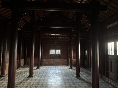 Cho thuê nhà biệt thự sân vườn hai tầng view sông hàn 3