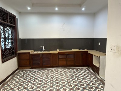 Cho thuê nhà biệt thự sân vườn hai tầng view sông hàn 2