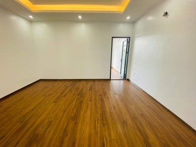 Cho thuê nguyên căn 4 tầng thông sàn làm văn phòng tại Vinhomes Marina 1