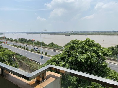 Cho thuê nhà nguyên căn, 4 tầng, 5 ngủ, đồ cơ bản, an dương vương, 13 tr. 4