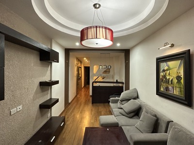 Cho thuê nhà 4 tầng tại nguyễn văn huyên cầu giấy 140m2 0