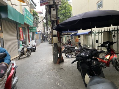 Bán nhà đống đa 50m 4 tầng mặt ngõ thông kinh doanh ô tô vào nhà nhỉnh 7 tỷ lh 0817606560 4