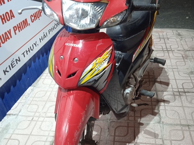 Bạn xe còn mới nguyên jin đi làm it 0