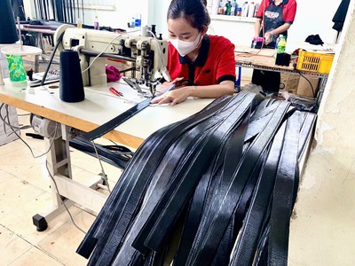 Xưởng sản xuất đồ da B.ò và C.á S.ấu thật TPHCM 2