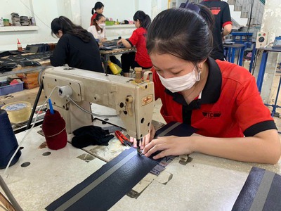 Xưởng sản xuất đồ da thật TPHCM cần tìm NPP vốn thấp 1