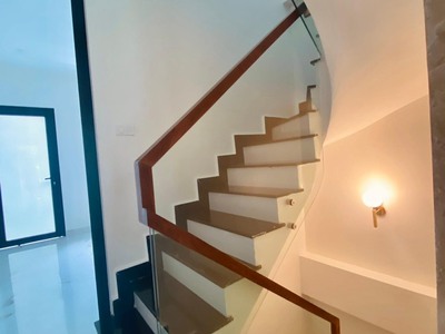 Nhà mới, 52m2 x 5t, 10p, 1tum, 36tr, tiện hàng ăn, vp, spa, lớp học. lò đúc - hai bà trưng 1