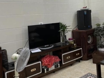 Bá.n  nhà đường phạm ngọc thạch, dân xây, lo góc thoáng sáng, nhà 38m x 5 tầng giá chỉ hơn 4 tỷ 1