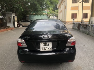 Do chuyển công tác về gần, không còn nhu cầu sử dụng nên em bán xe vios 2010 bản limo đã nâng full 0