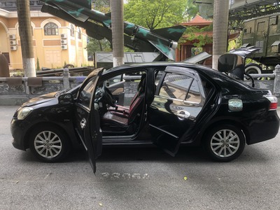 Do chuyển công tác về gần, không còn nhu cầu sử dụng nên em bán xe vios 2010 bản limo đã nâng full 5