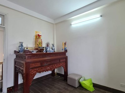 Bán nhà Phan Đình Giót 30m 5 tầng nhỉnh 4 tỷ 5