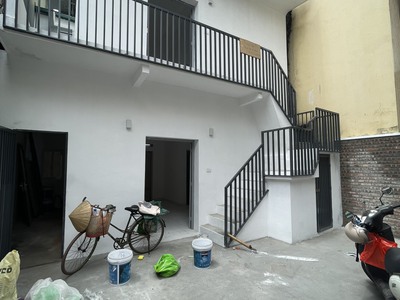 Cho thuê nhà phố ái mộ, gần vườn hoa, trường quốc tế well spring, trường học các cấp, gần chợ,  khu 0